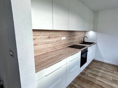 Nádherný novozrekonštruovaný 2 až 3i byt na ŠLN v Brezne - 64 m2