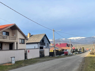 ZNÍŽENÁ CENA! Krásny RD+bazén v Brezne-Podkoreňová