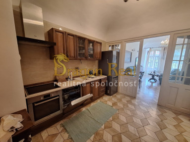 PRENÁJOM - Štýlový 3 izbový byt s vlastným parkovaním - PREŠOV