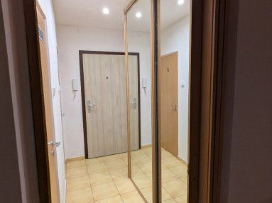 Prenájom 1-izbového bytu – Silvánska ulica, Karlova Ves  Ponúkame na prenájom 1-izbový byt