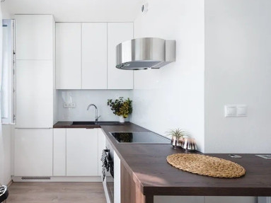  Kompletne zariadený 1-izbový byt – Jurská, Bratislava-Nové Mesto  