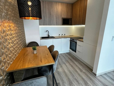 5bqU4GwHE2_fss Prenájom 2-izbového bytu – Ivanská cesta, Bratislava-Ružinov Výmera: 44 m² + balkón Pos