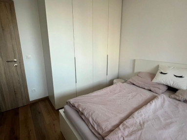   Na prenájom: 2-izbový byt v novostavbe Fuxova s parkovaním – Bosákova ulica, Petržalka  