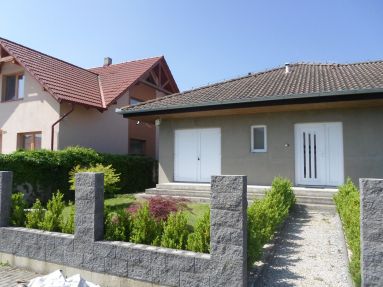 4- izbový rodinný dom - bungalov