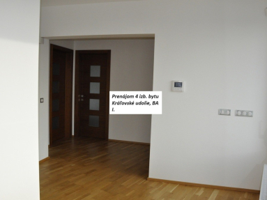 G_oGezxeBk_fss