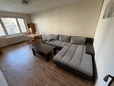 3-izbový priestranný ( 82m2) byt s balkónom v Brusne- Zámlynie.