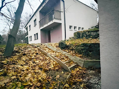 NA PREDAJ rodinný dom Harmónia-MODRA