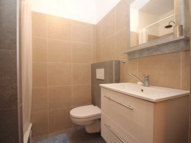 d877a21b-