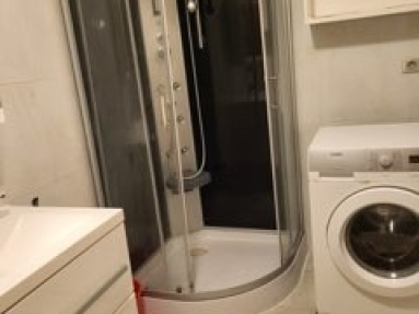 810b1f45-