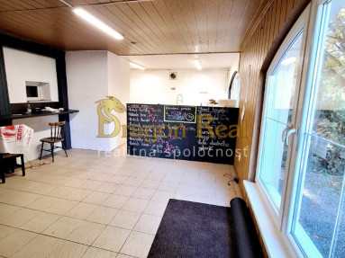 PRENÁJOM – Gastro-podnikateľský priestor – MICHALOVCE