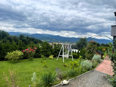 LUXUS v N.Tatrách - 3 apartmány+garáž+chatka+vináreň v Brezne (novostavby)