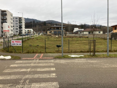 Predám stavebný pozemok Brezno.