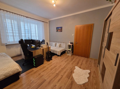 AEC97FFC-106A-4C75-8D33-8795C3419884_1_105_c