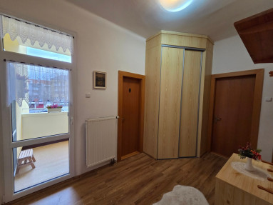 C79A7847-782C-4DBA-8917-C36EDAB6F60A_1_105_c