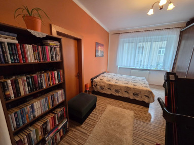 DAC937E0-9249-448A-8DBA-0A11E381EC95_1_105_c