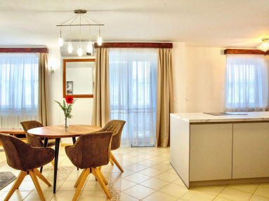  🏡 PRIESTRANNÝ 3-IZBOVÝ BYT 86 m² S BALKÓNOM – ŠUSTEKOVA, PETRŽALKA | KOMPLETNE ZARIADENÝ