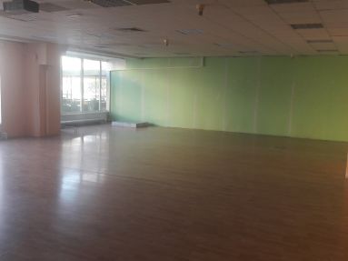 191015_hs117103_foto_voľné priestory_pred_náterom (4)