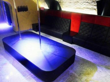 DC1C06AB-DA33-4008-BCE3-C1141A616DFF