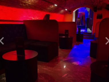 F93B4383-CA52-4EF9-8505-B5AF2C45DFAF