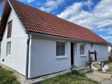 received_1183143052388475